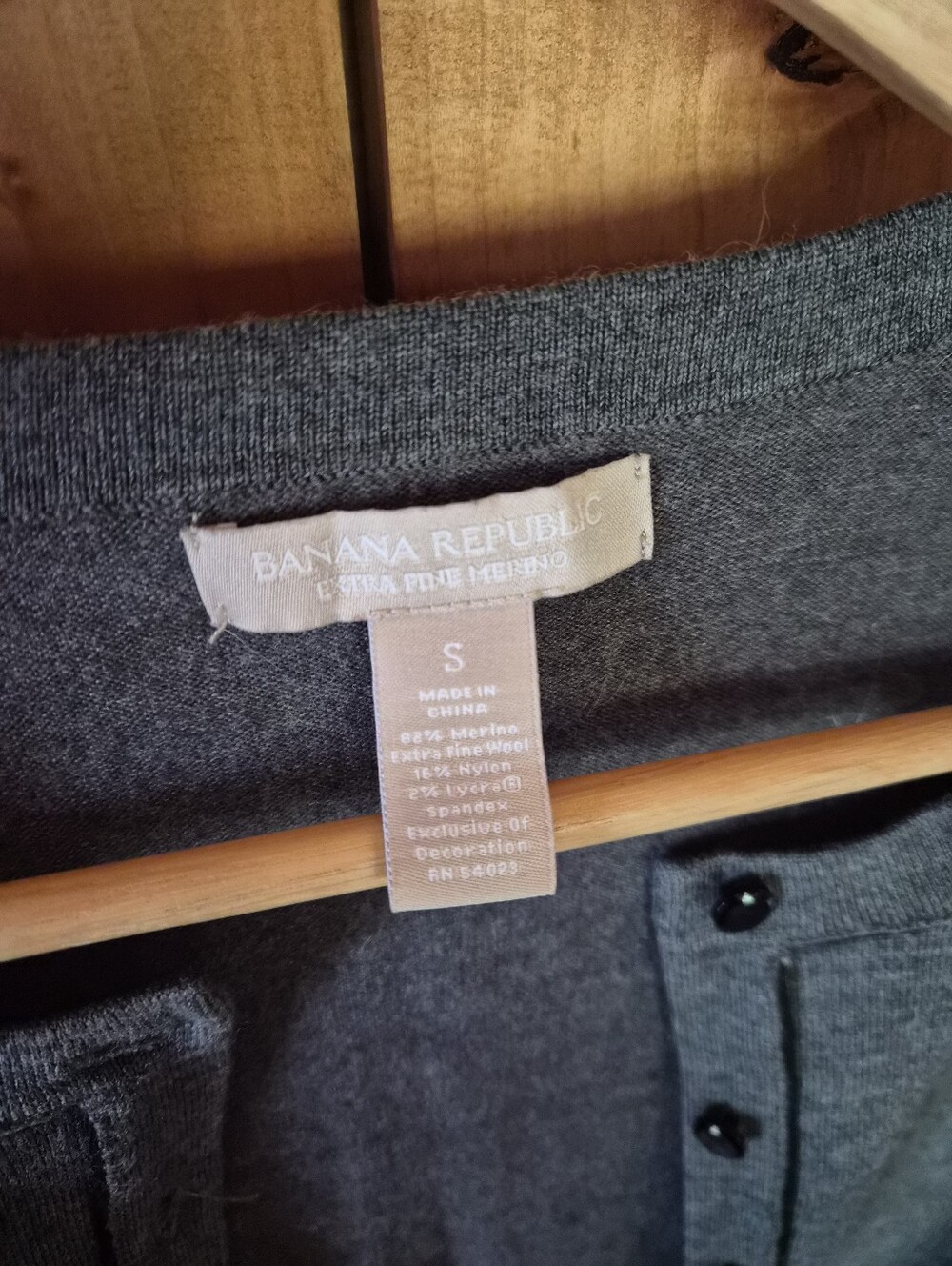 Banana Republic Merino Cardigan - Picture 3 of 3